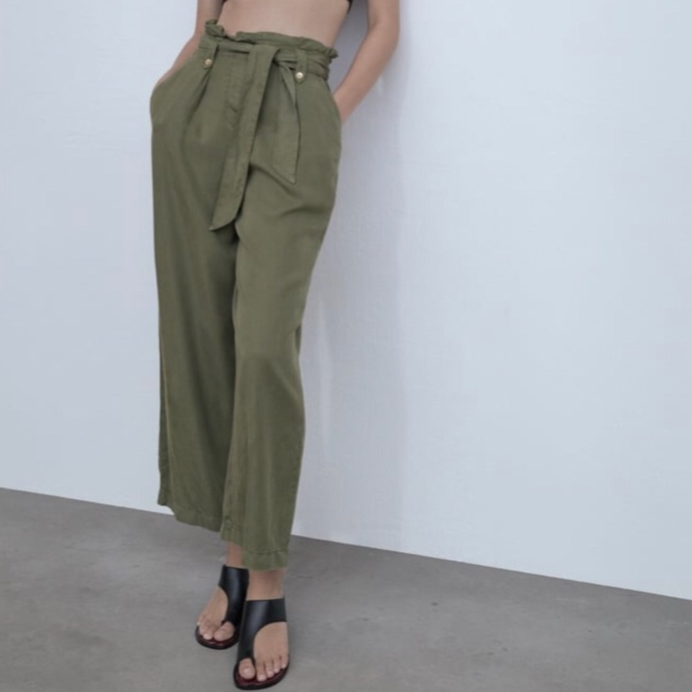 Zara | Paperbag Flowy Pants Size XS Khaki